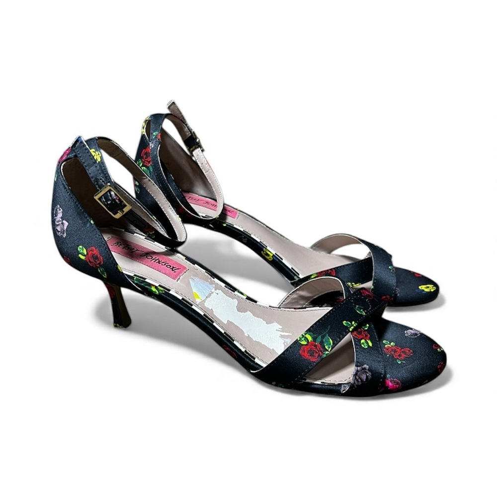 Betsey Johnson Black Floral Heels - Picture 2 of 6